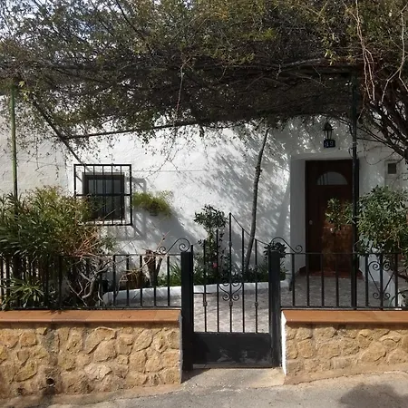 Casas Cuevas Elvira *